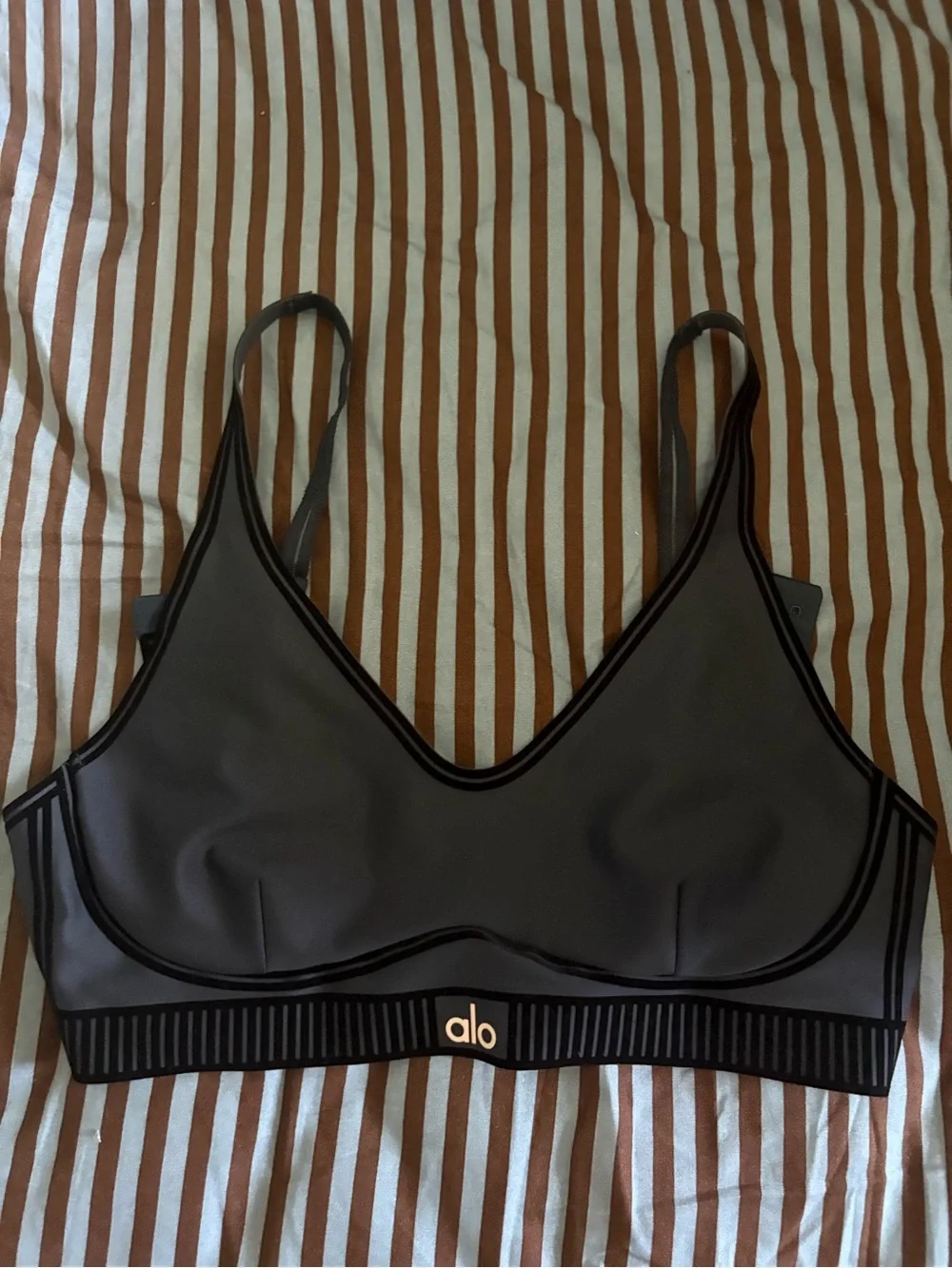 ALO Yoga Black Seamless V-Neck Bralette
